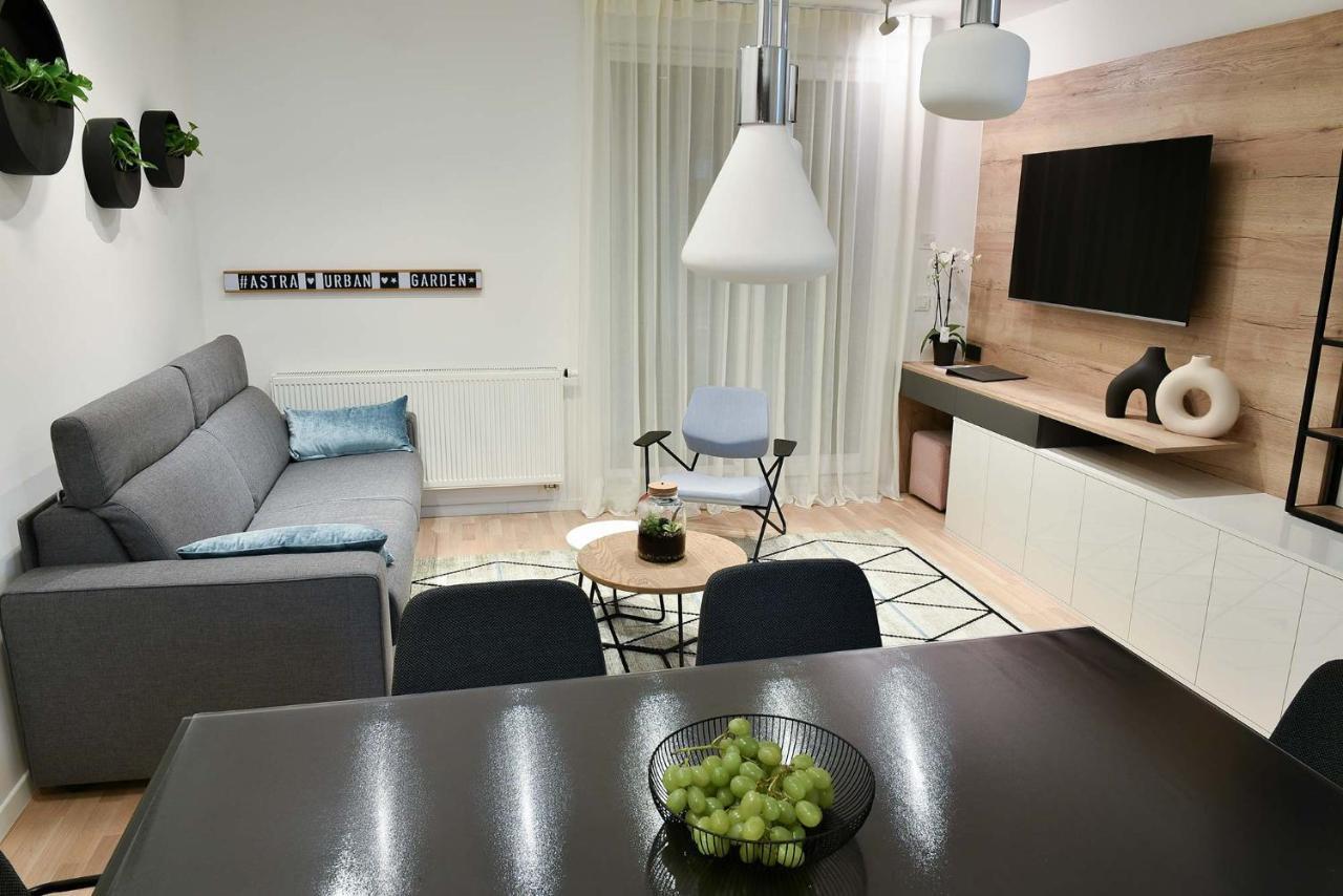 Astra Urban Garden Apartment, 2 Garage Parking Spaces Zagreb